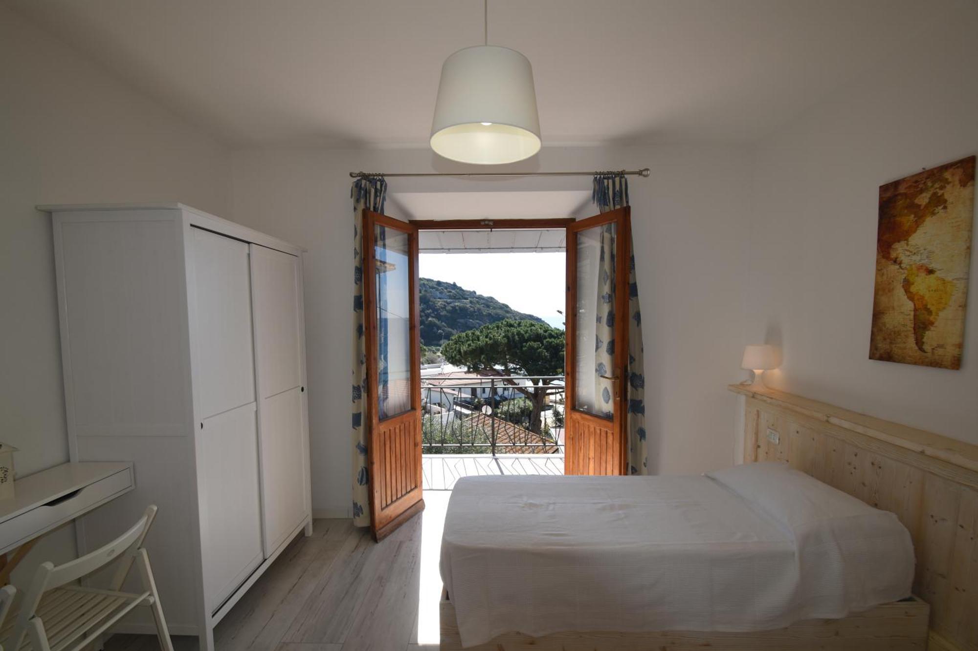 Appartamenti Cavoli - Vista Mare Con Terrazze, Clima E Posti Auto Spiaggia di Cavoli Zewnętrze zdjęcie