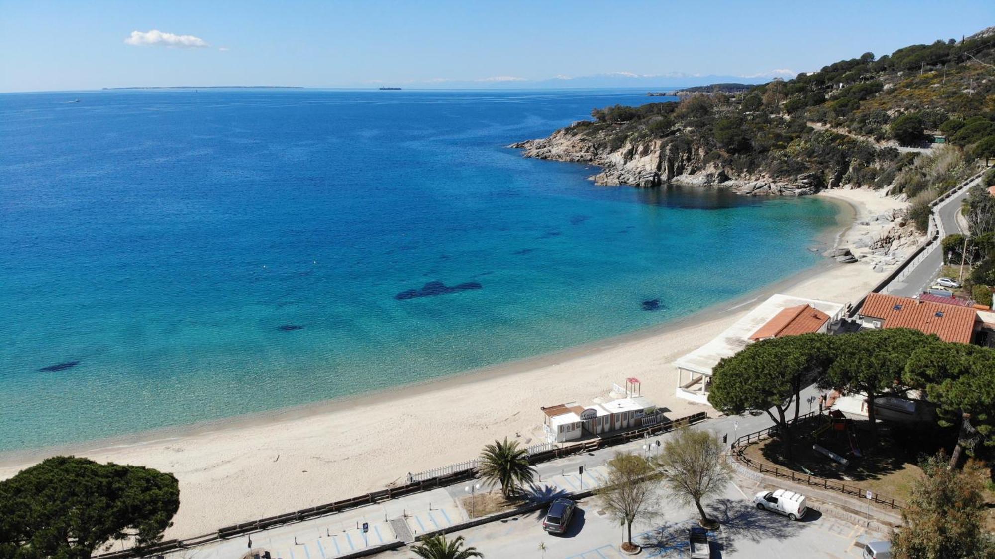 Appartamenti Cavoli - Vista Mare Con Terrazze, Clima E Posti Auto Spiaggia di Cavoli Zewnętrze zdjęcie