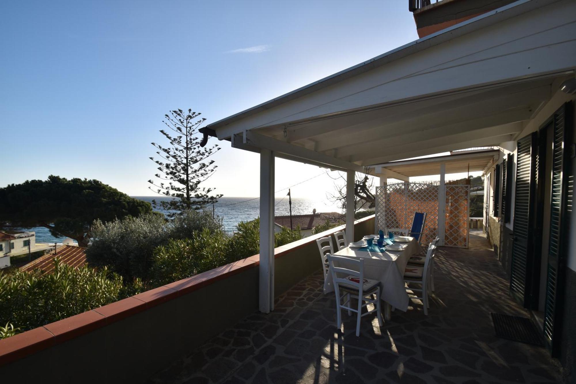 Appartamenti Cavoli - Vista Mare Con Terrazze, Clima E Posti Auto Spiaggia di Cavoli Zewnętrze zdjęcie