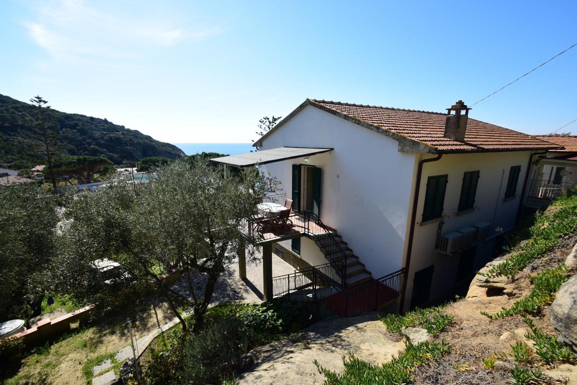 Appartamenti Cavoli - Vista Mare Con Terrazze, Clima E Posti Auto Spiaggia di Cavoli Zewnętrze zdjęcie